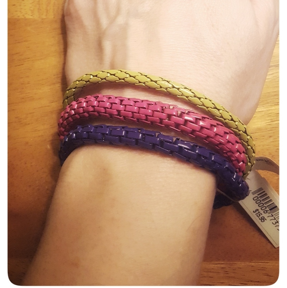 Stack of 3 stretch metal braclets